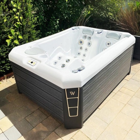 Мини спа-бассейн Wellis Manhattan Life Мини спа-бассейн Wellis Manhattan Life